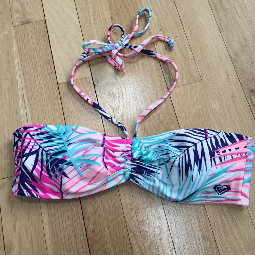 Women’s Roxy bathing suit top